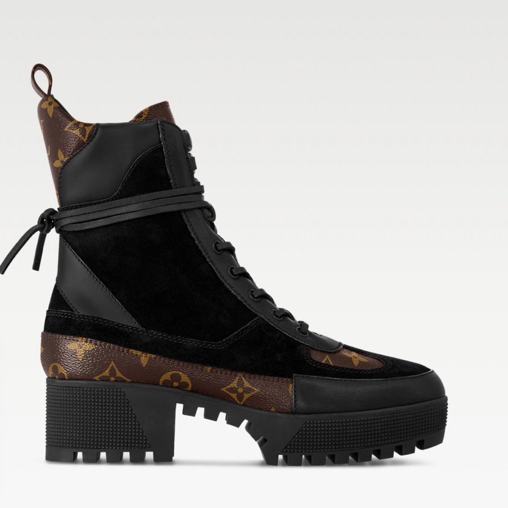 Louis Vuitton laureate platform desert size 41 (runs40)